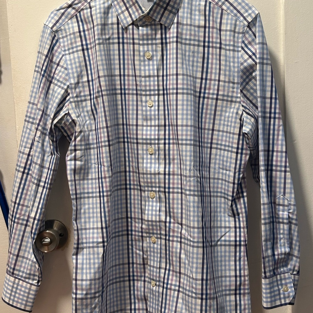 Banana Republic Blue and White Plaid Casual Button Down Shirt